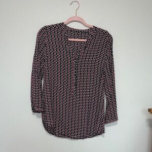 Women's Black and Red Abstract Patterned Top